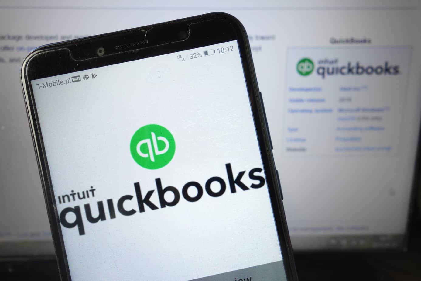 Konskie Poland August 18 2019 Intuit Quickbooks Logo On Mobile Phone 157499576