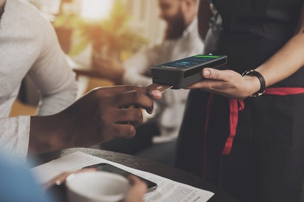 restaurant credit card fraud