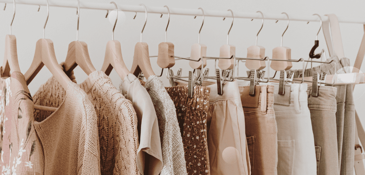 Start an Online Boutique - Sourcing material