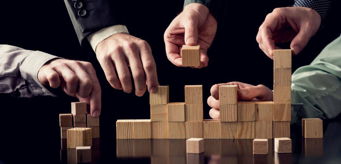 Differences Between a Business Cooperative and Other Structures